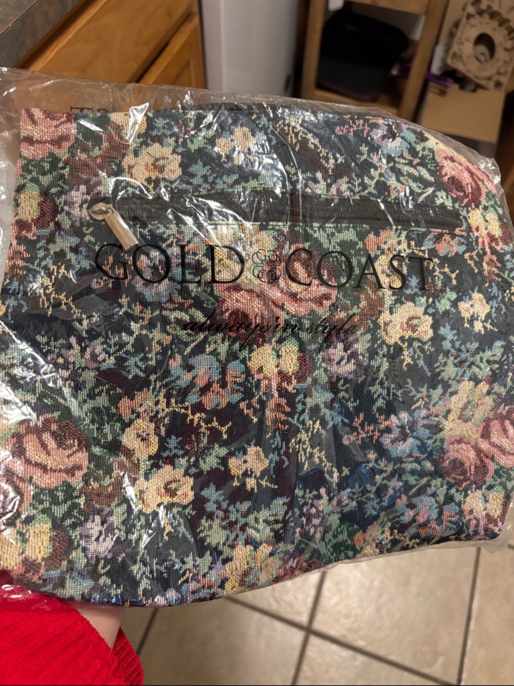 Gold & Coast Floral Tapestry Crossbody Bag - Multicolor